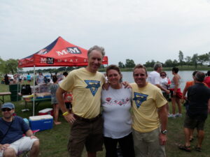 Rob, Colleen Shields and Darren... Welland Canal 5k (click to enlarge)